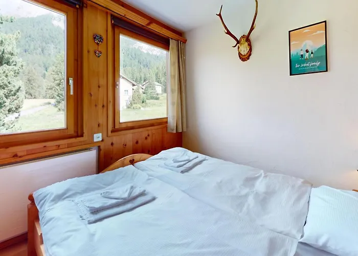 Abitaziun Chüderas 12 Apartment La Punt-Chamues-ch